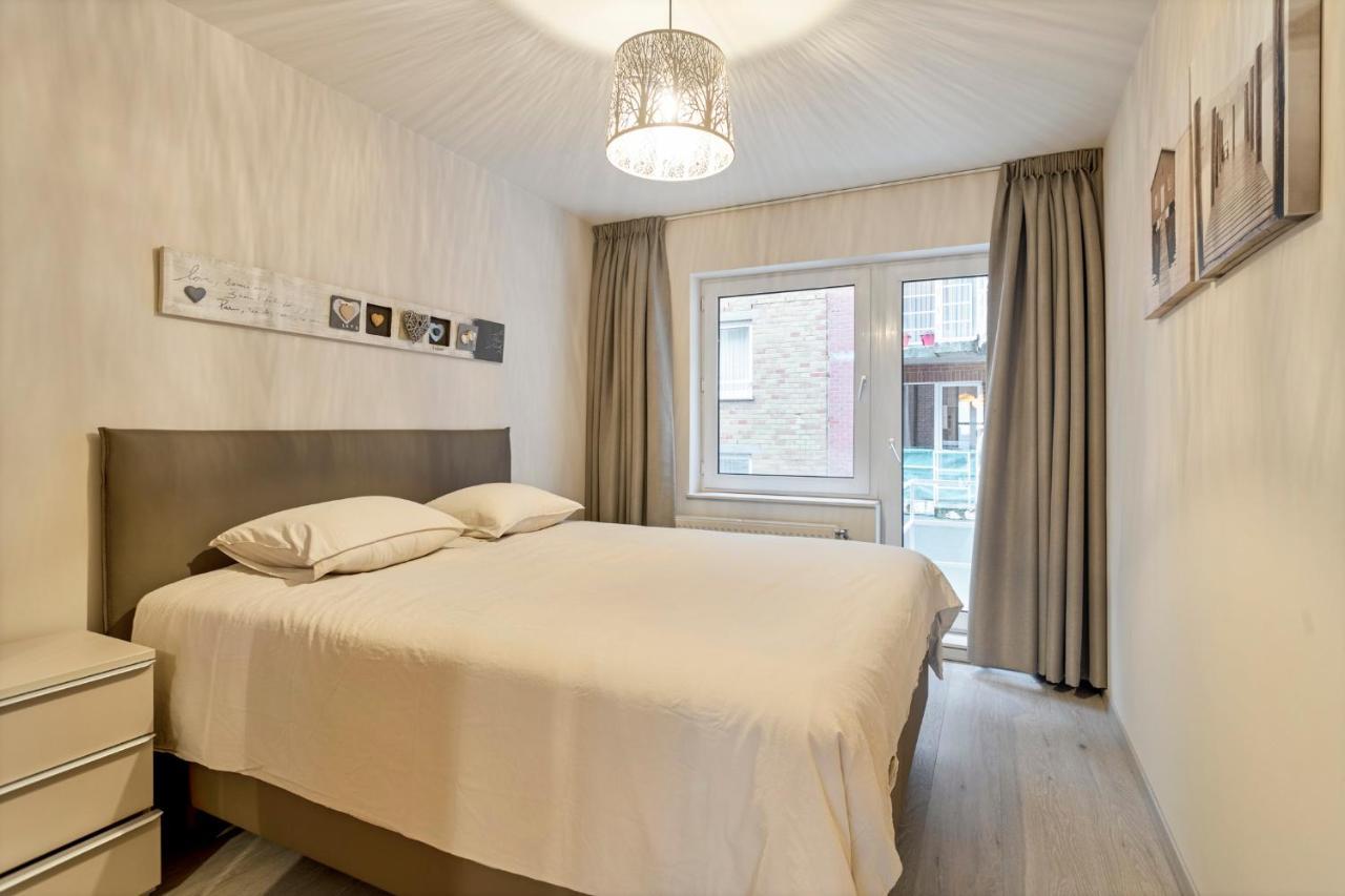 Ruim Appartement Aan De Jachthaven Blankenberge Exterior foto